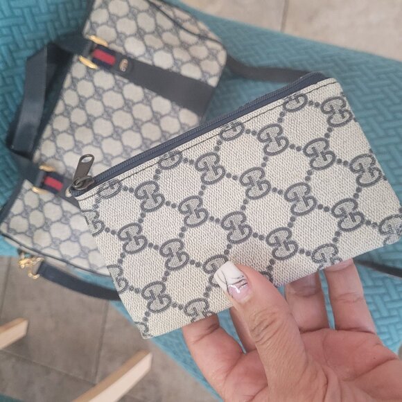 GUCCI Accessory Collection Monogram Handbag - Picture 7 of 14